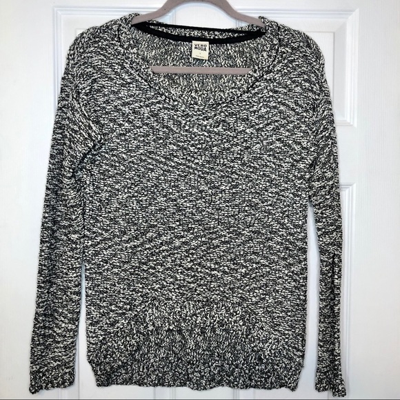 Vero Moda Black & White Crewneck Sweater - Picture 1 of 4